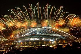 Кінець Олімпіади в Афінах (Фото: ЧТК)   На минулій Олімпіаді в Сіднеї чехи домоглися такого ж числа медалей - восьми
