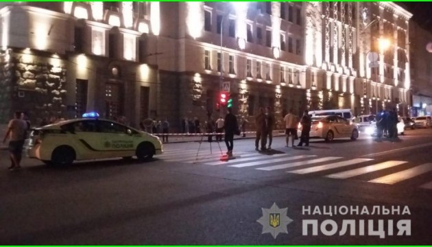 У ніч на понеділок, 20 серпня, в Харкові біля будівлі міської ради сталася стрілянина, в результаті загинули двоє людей, ще одна людина госпіталізована у важкому стані