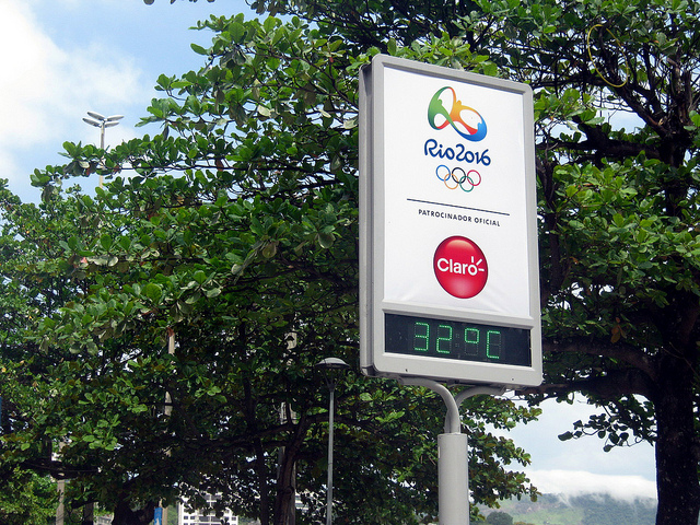 З трьох турів голосування два пройшли з великою перевагою Ріо-де-Жанейро, який і був обраний столицею XXXI Олімпійських ігор
