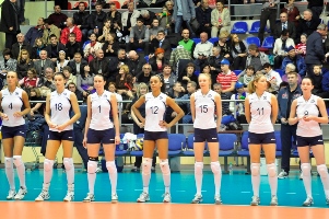 На старт волейбольного Сезону 2010/11 жіноча команда «Динамо» виходила фаворитом Чемпіонату Росії