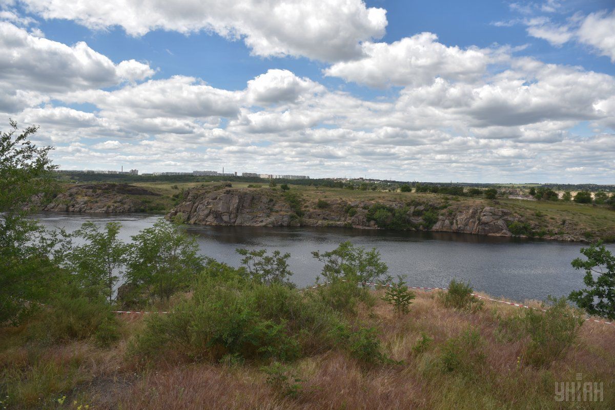 Детальніше зі схемою заповідника   можна ознайомитися за посиланням