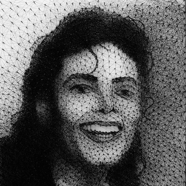 У такому ж стилі він зробив портрет знаменитого американського співака Майкла Джексона, а також інших відомих особистостей