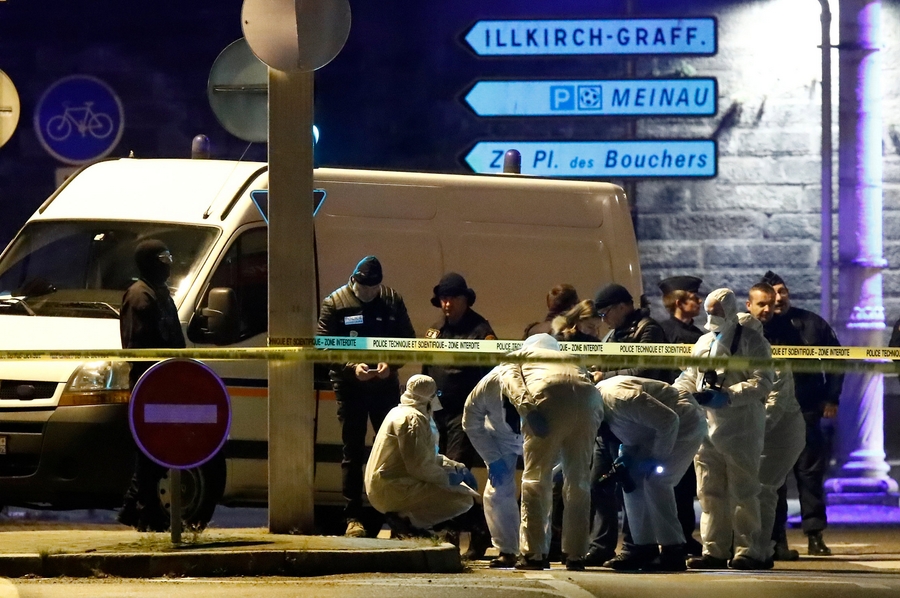 У четвер ввечері стало відомо, що   французька поліція ліквідувала Шерифа Шеката, який влаштував стрілянину на різдвяному ярмарку в центрі Страсбурга   , В результаті якої загинули три людини, ще понад десять були поранені