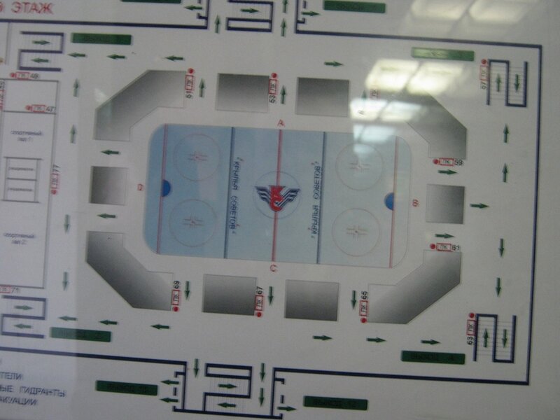 Схема палацу не вказує де буфет, зате показує де пожежний кран