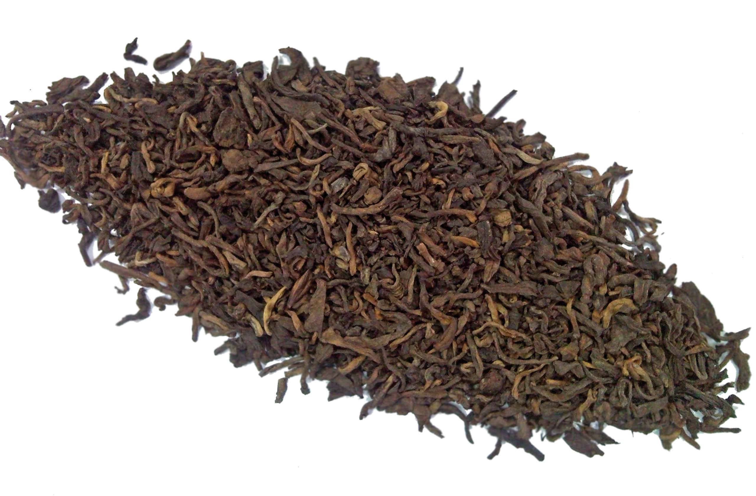 У чайному листі містяться різні поліфеноли (флавоноїди, фенолокислоти, катехіни і антоцианідіни)
