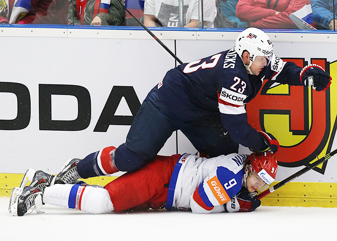 Не вимикаючи після першого кидка, Плотніков наочно показав, за які якості його цінують в Росії і звуть в НХЛ
