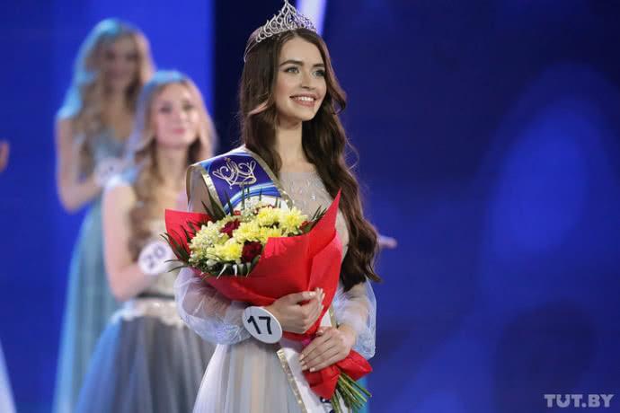 Дівчина готова до роботи в агрохолдингу, якщо Лукашенко не пожартував